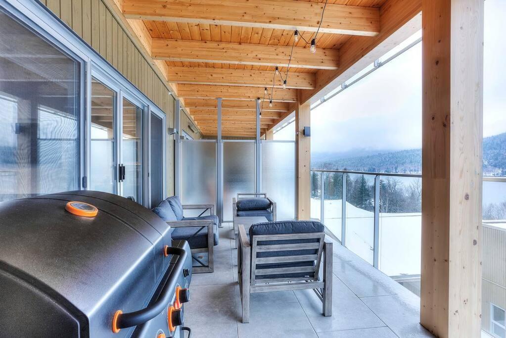 Serenity By The Slopes: Tremblant Waterfront Condo Mont-Tremblant Zewnętrze zdjęcie