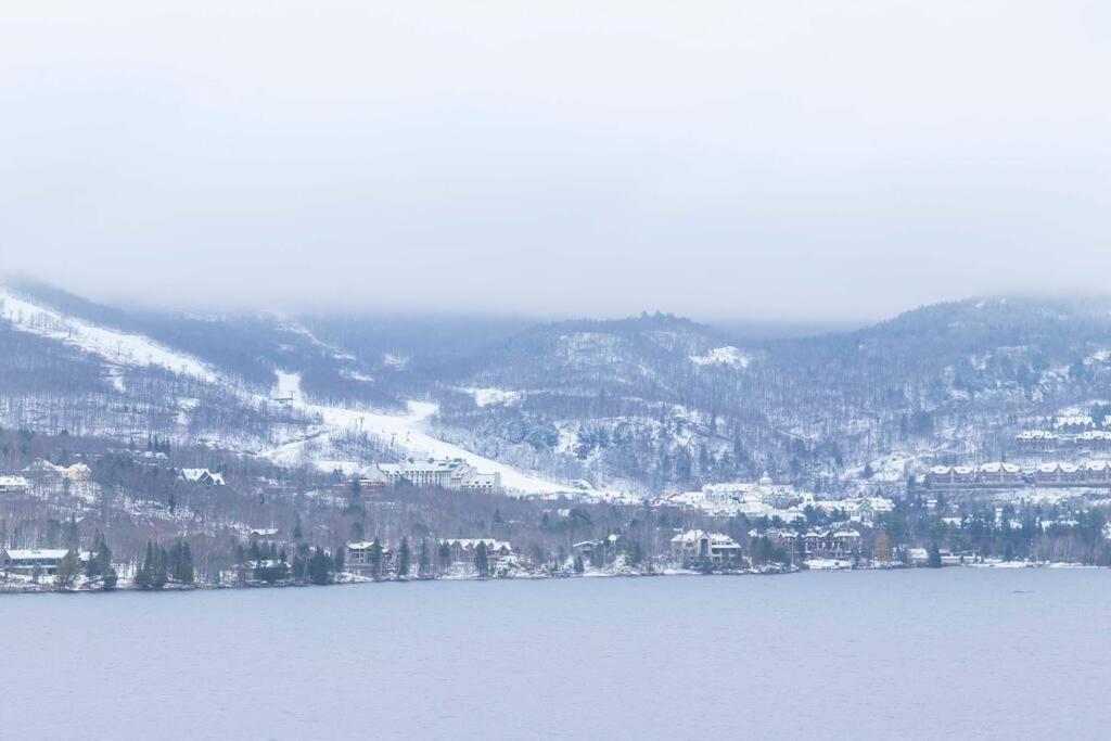 Serenity By The Slopes: Tremblant Waterfront Condo Mont-Tremblant Zewnętrze zdjęcie